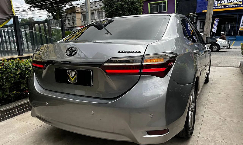 Toyota Corolla Gli 1...