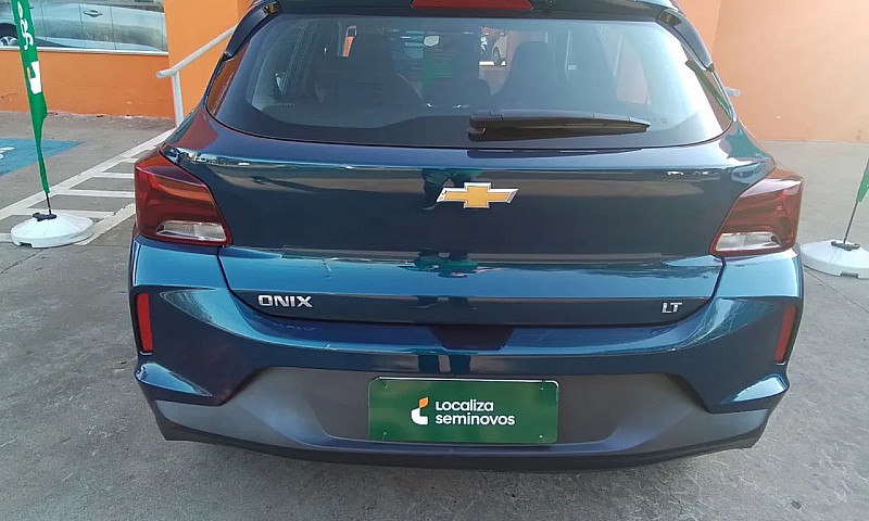 Chevrolet Onix Hatch...