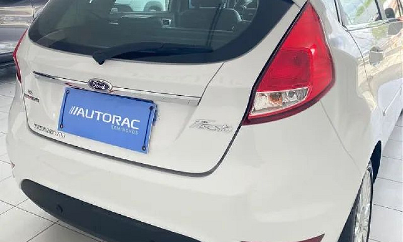 Ford Fiesta Tit./Tit...