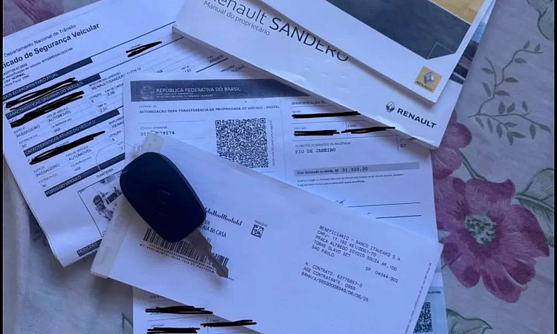 Renault Sandero Auth...