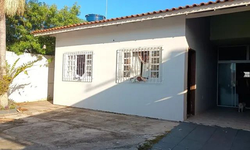 Otima Casa Bem Local...