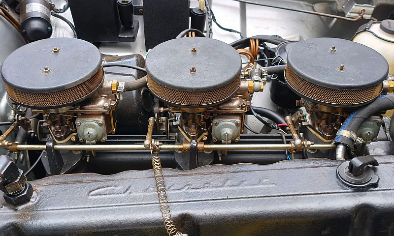 Chevrolet Caravan Co...