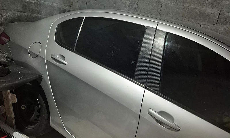 Peugeot 408 Sed. Bus...