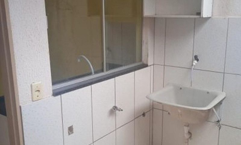 Aluga Casa No Valpar...