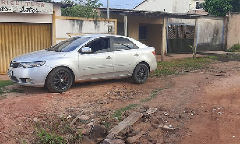  Vende-Se Um Carro K...