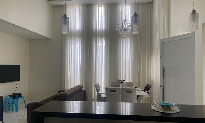 Excelente Casa Moder...