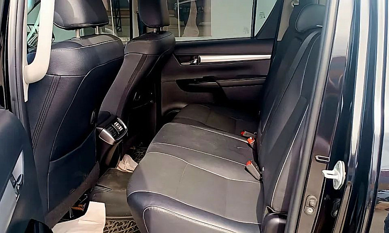 Toyota Hilux Cd Srx ...