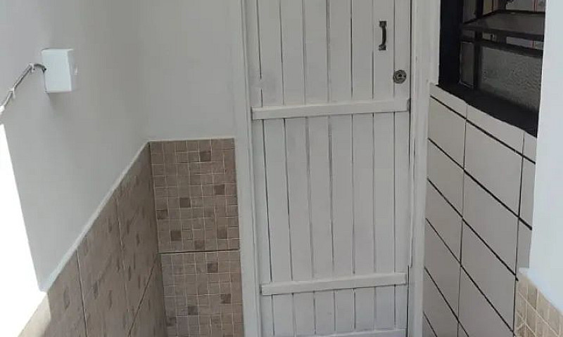 Quarto Para Até 2 Mu...