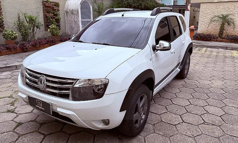 Renault Duster Techr...