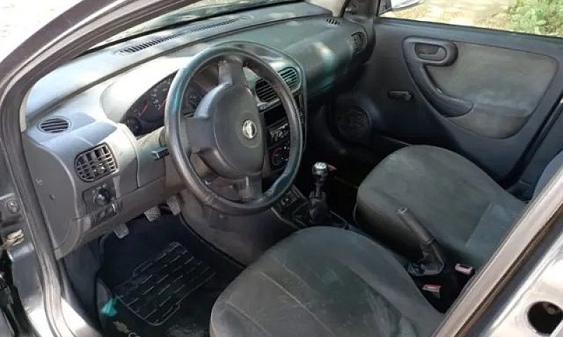 Chevrolet Corsa Hat....
