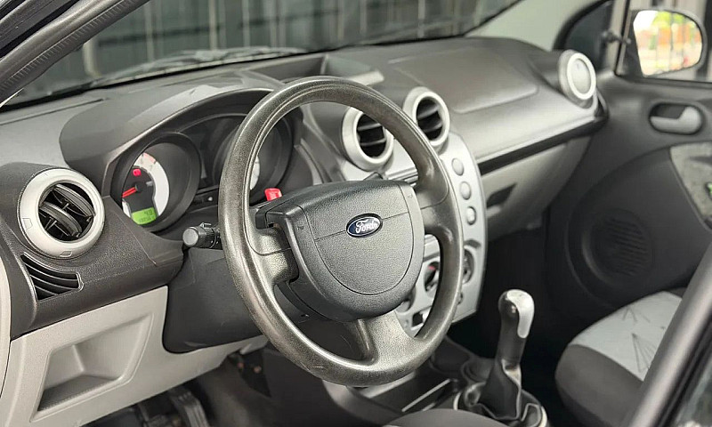 Ford Fiesta 1.6 8V F...