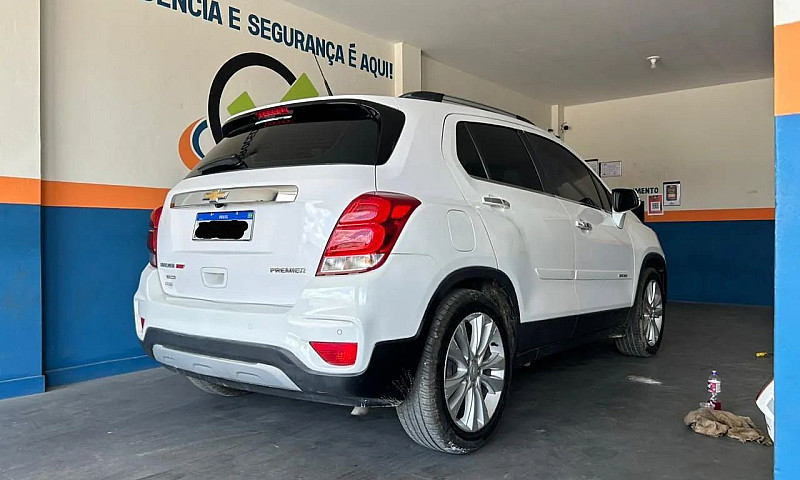 Chevrolet Tracker Pr...