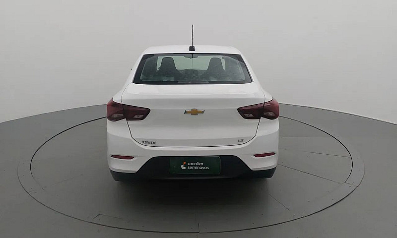 Chevrolet Onix Plus ...