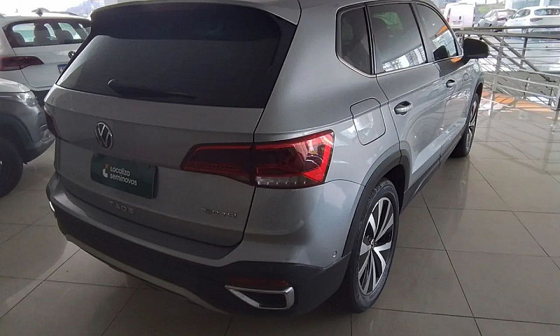 Volkswagen Taos High...