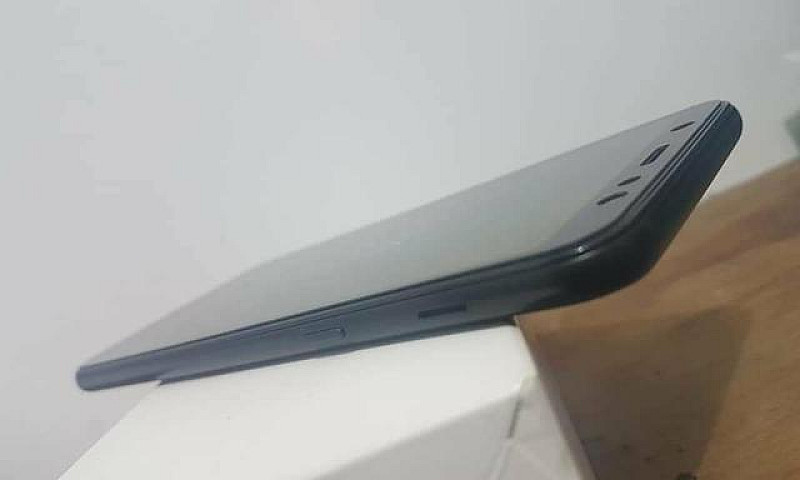 Samsung Galaxy A6+ 2...