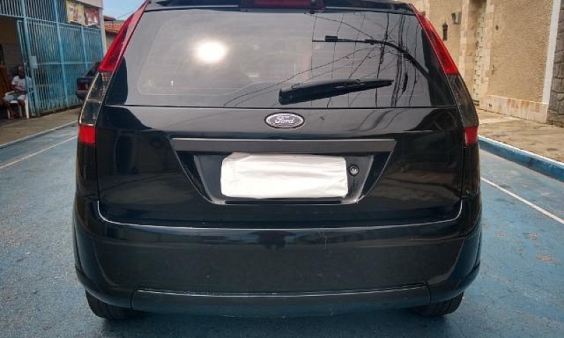 Ford Fiesta Favor Le...
