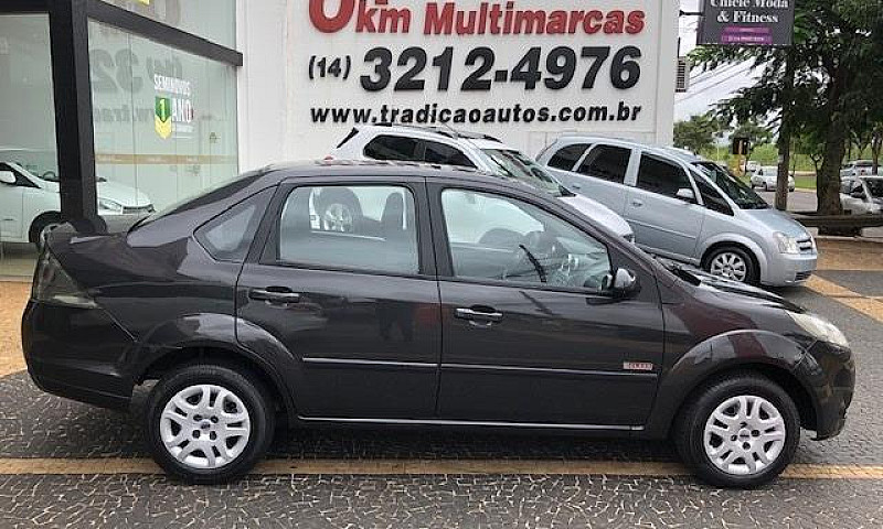 Ford Fiesta 1.6 Seda...