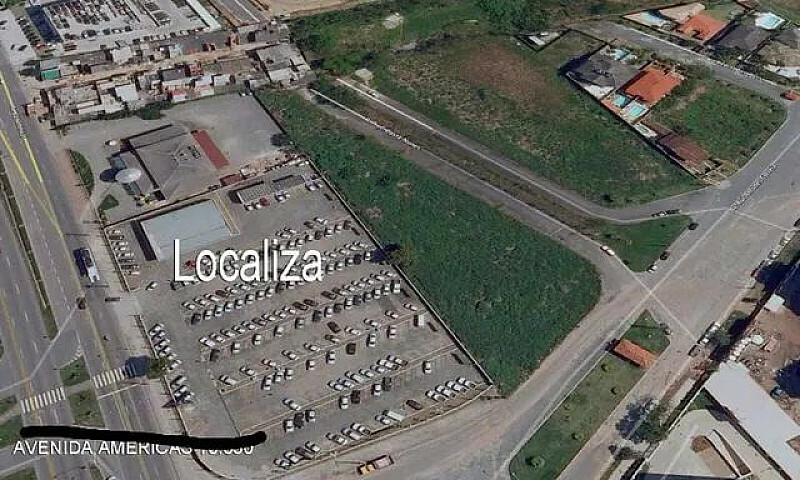 Area 5700M² Avenida ...