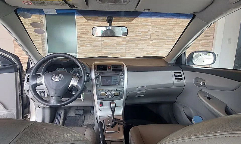 Toyota Corolla Xei 2...