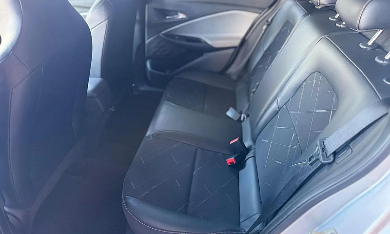 Onix Sedã Premier 1....