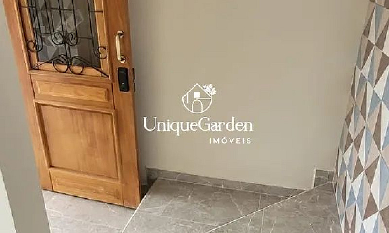 Casa Em Condomínio E...