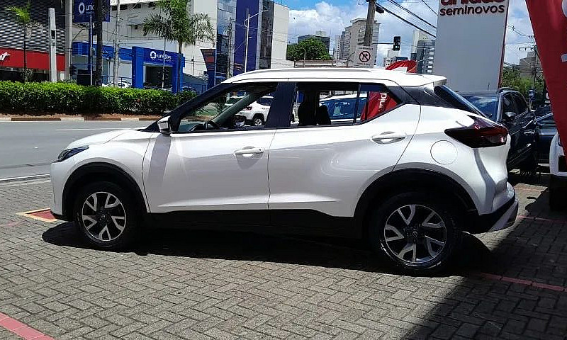 Nissan Kicks Sense 1...