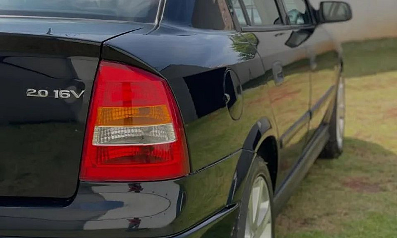 Chevrolet Astra Seda...