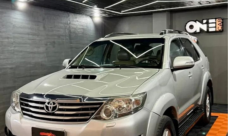 Toyota Hilux Sw4 Srv...