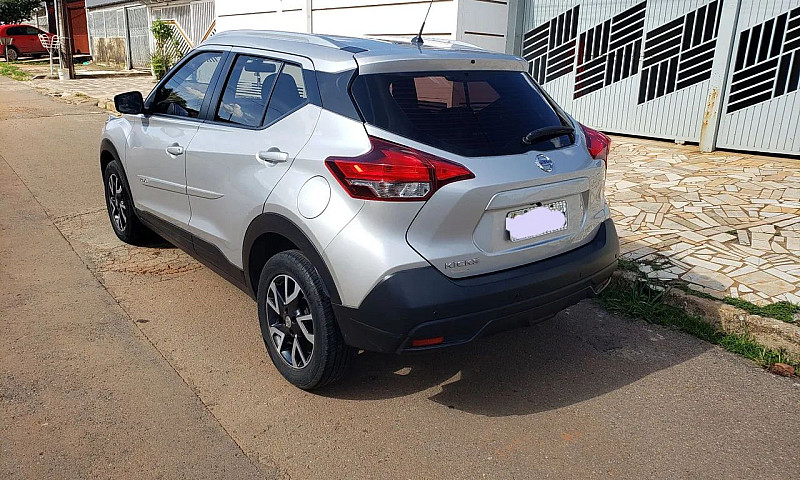 Nissan Kicks S 1.6 1...
