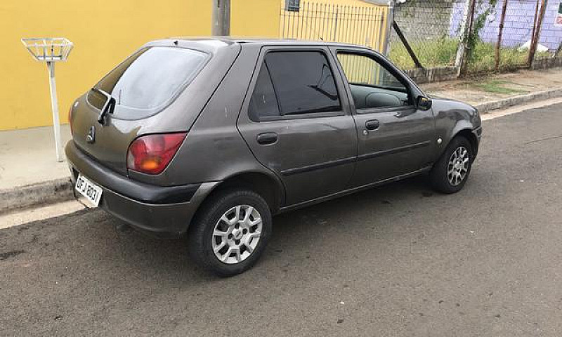 Fiesta 2001 Completo...