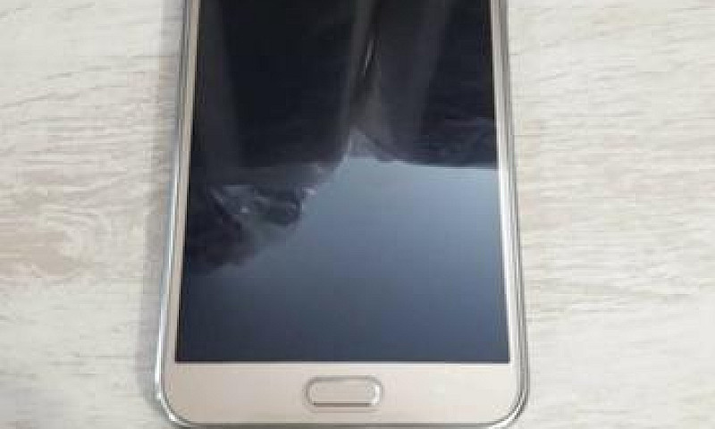 Celular J7...