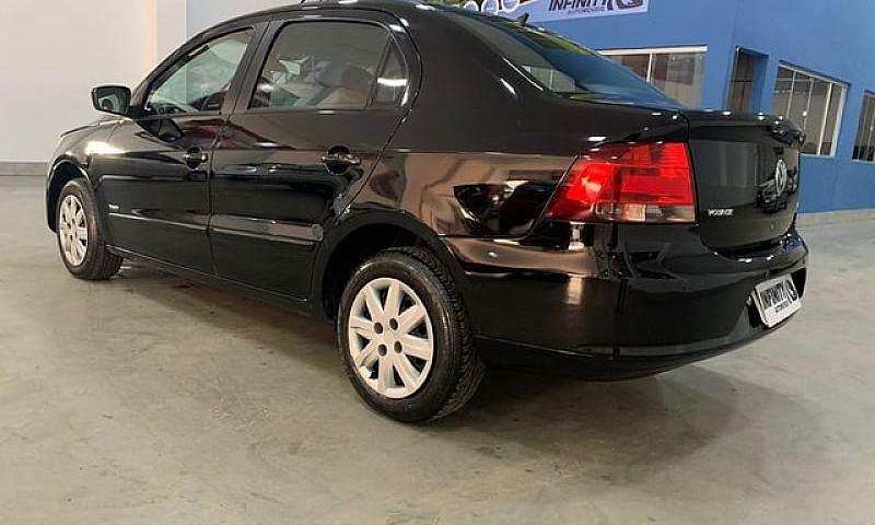 Volkswagen Voyage 1....