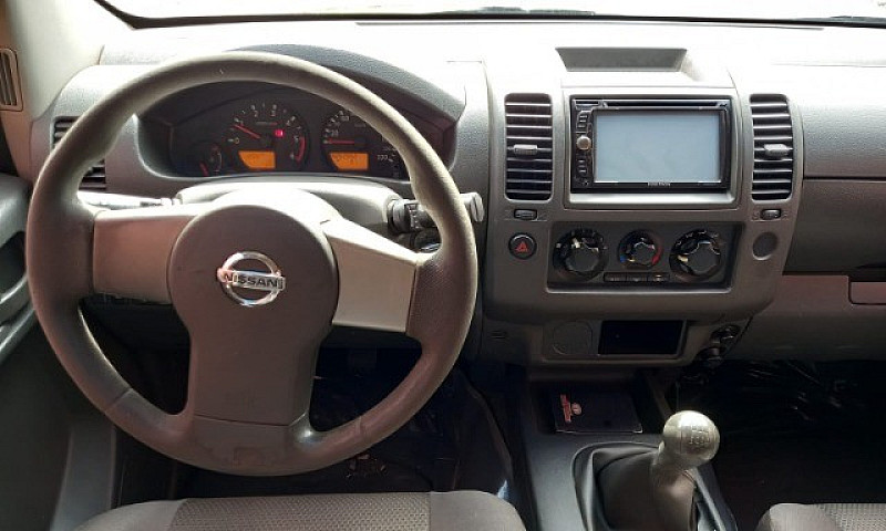 Nissan Frontier Se A...