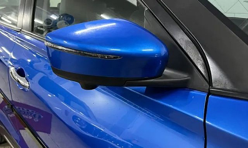 Nissan Kicks Exclusi...