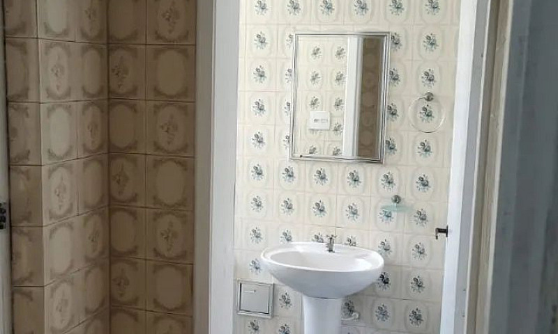 Quarto Para Até 2 Mu...