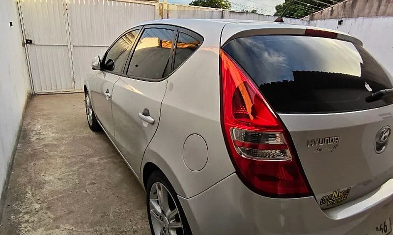 Hyundai I30 2.0 16V ...
