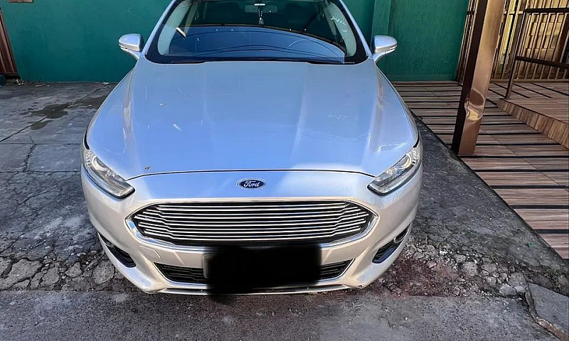 Ford Fusion Titanium...