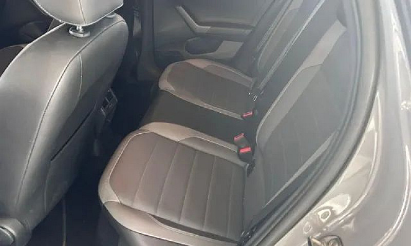 Volkswagen Nivus Hig...