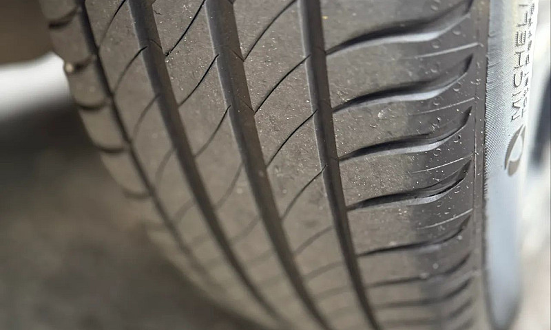 Honda Hr-V Exl 1.8 F...