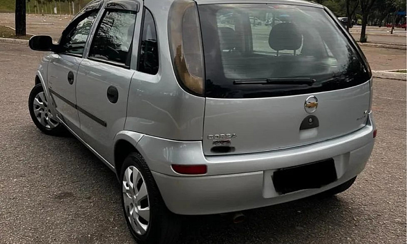 Chevrolet Corsa Prat...