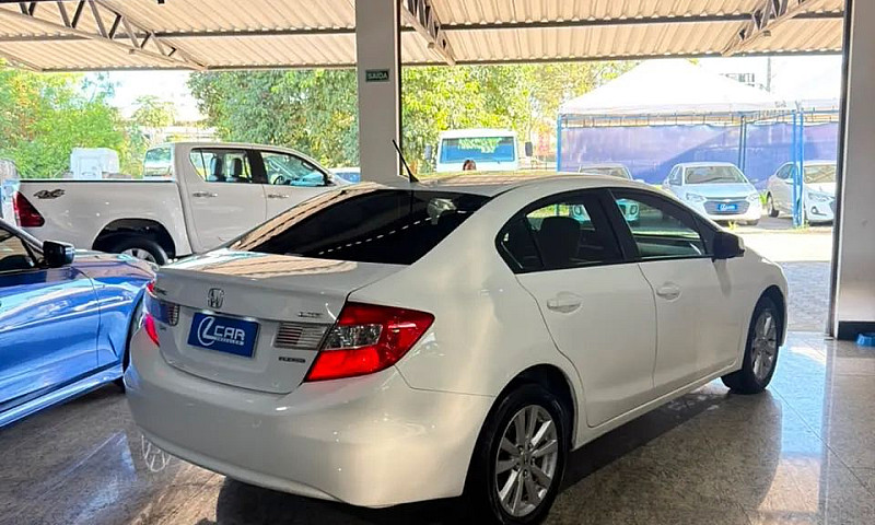 Honda Civic Sedan Lx...