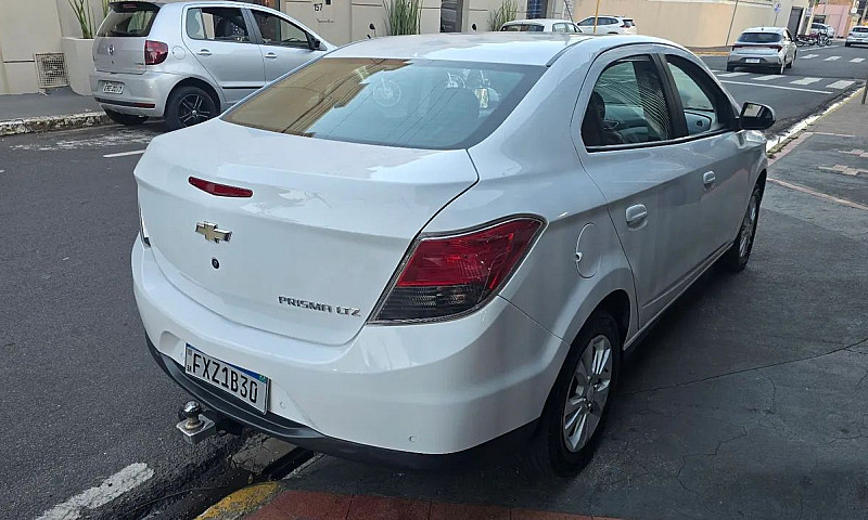 Chevrolet Prisma Sed...