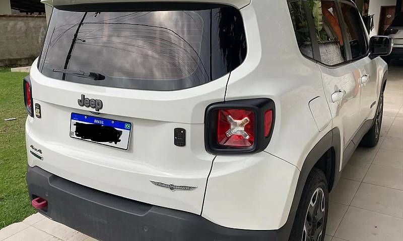 Jeep Renegade Trailh...