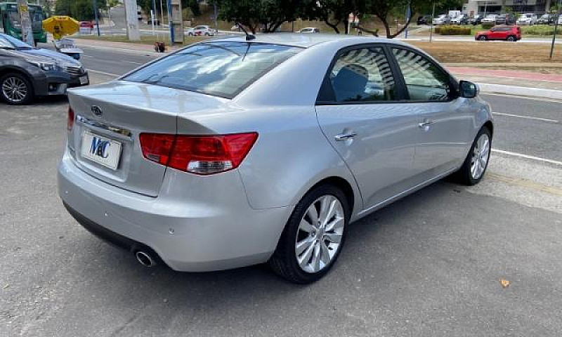 Kia  Cerato 1.6 Sx3 ...