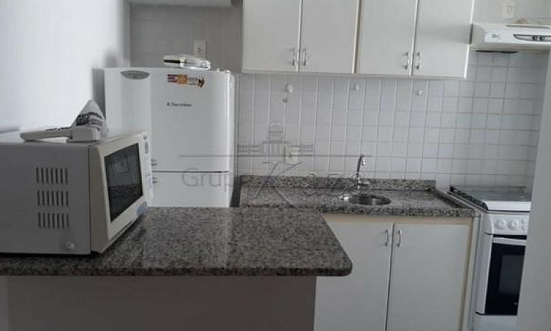 Apartamento / Padrão...