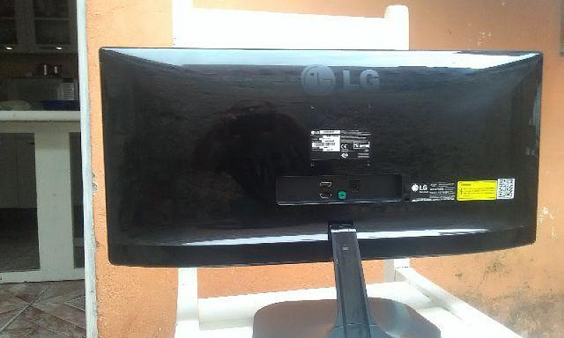 Este Monitor Novo ,....