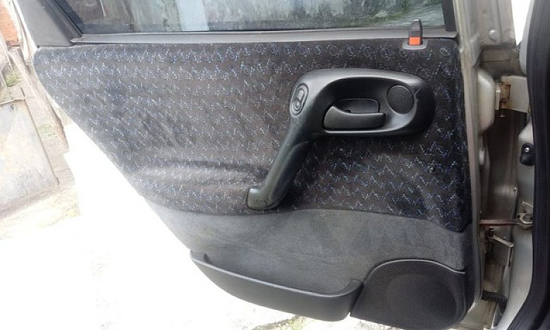 Vendo Vectra 98...