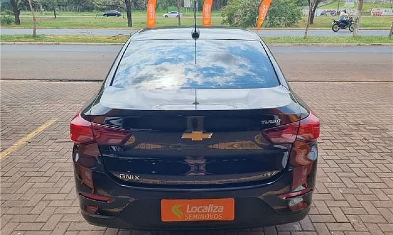 Chevrolet Onix 2023 ...