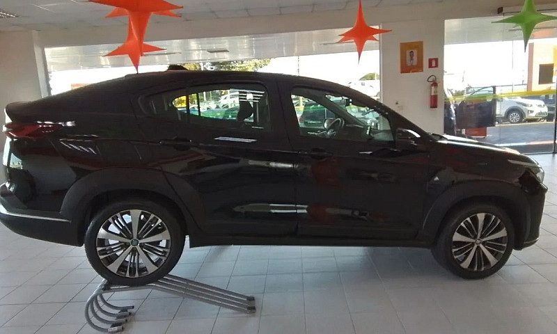 Fiat Fastback 2024 1...