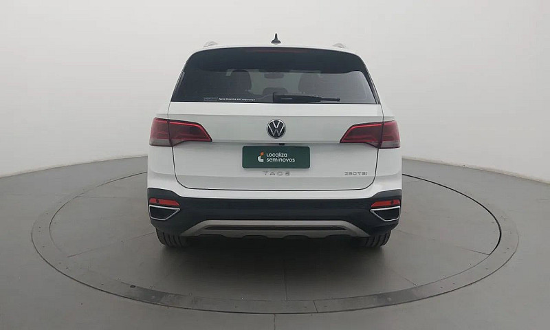 Volkswagen Taos High...